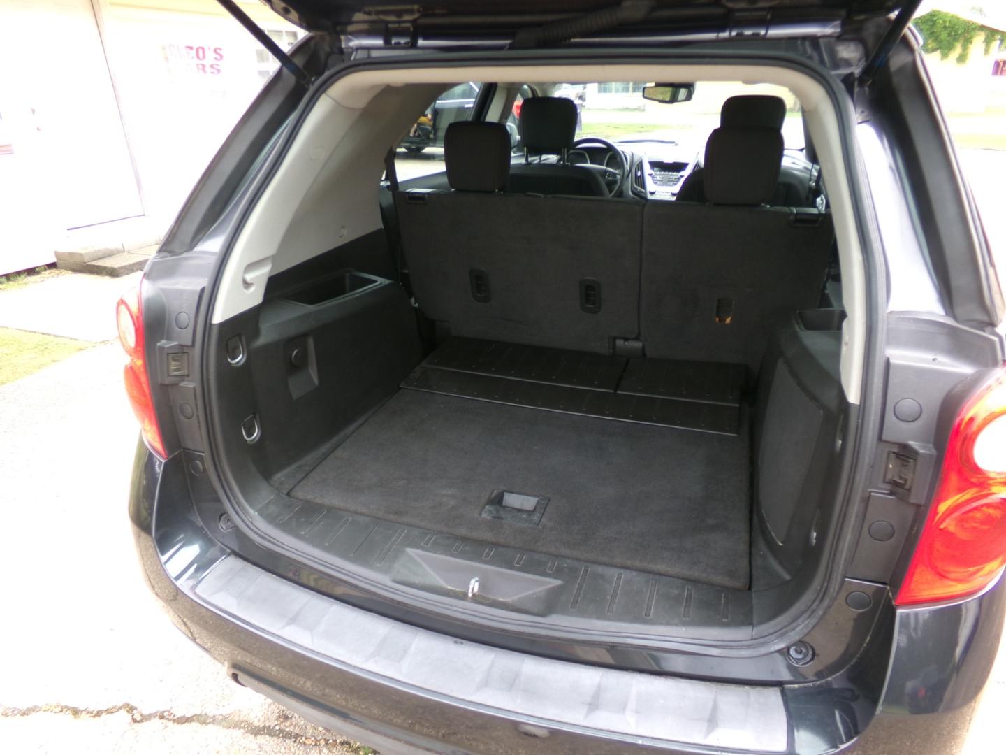 2012 Gray /Black Chevrolet Equinox (2GNALBEK9C1) , located at 401 First NE, Bearden, AR, 71720, (870) 687-3414, 33.726528, -92.611519 - Photo#3